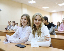 5361832585757587324 (9)