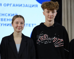 5372901841760811888 (3)