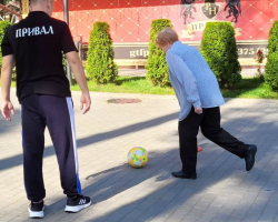 5379576401327421536 (4)