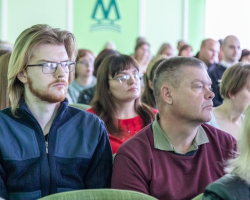 5379601561245841064 (4)