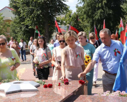 IMG-d2ee982ff4928c2f1264f0d16ccb95a8-V