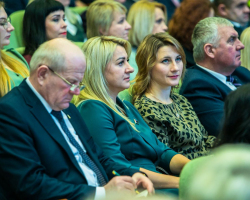 photo_2024-12-07_02-03-47