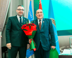 photo_2024-12-07_02-04-39