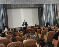 IMG-4963fc8aefa11bc749cf91b9b9c988c0-V