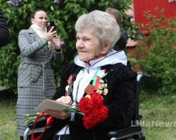 Поздравление ветеранов 20