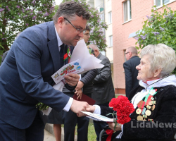 Поздравление ветеранов 22